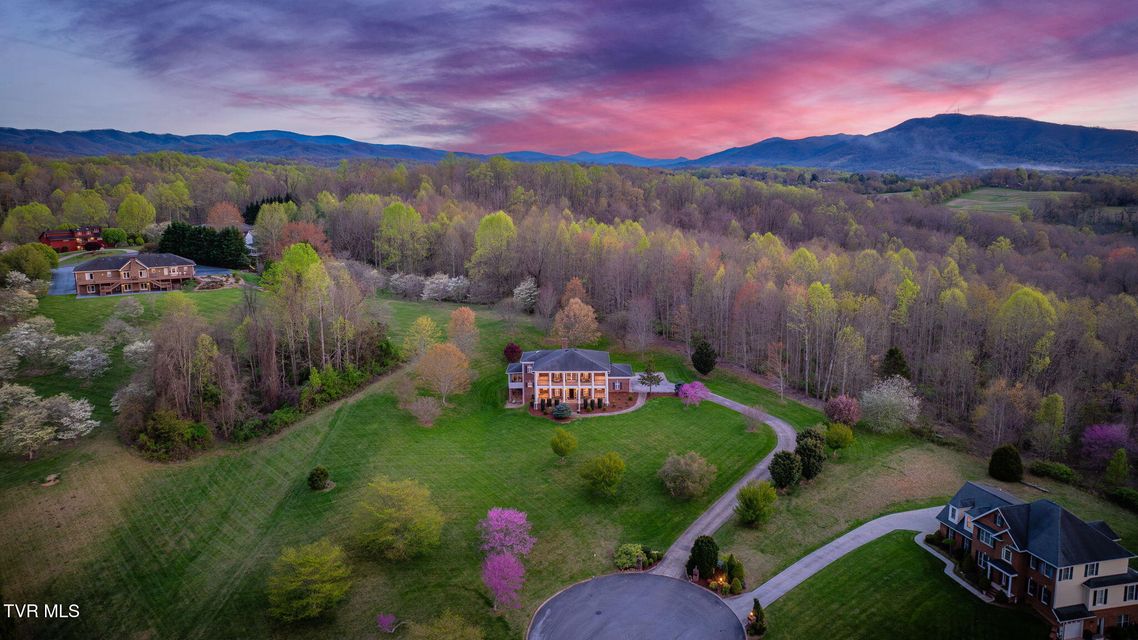 Photo #86: 2606 Beechwood Drive