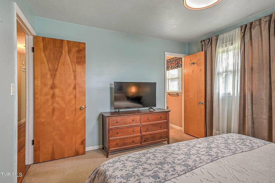 Photo #31: 208 Wimberly Way