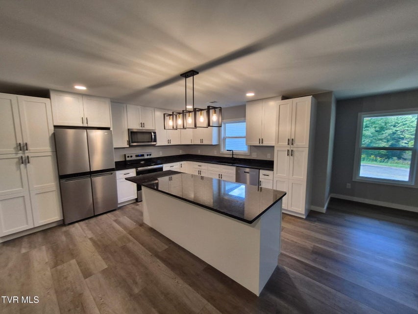 Photo #5: 1105 Laurel Way