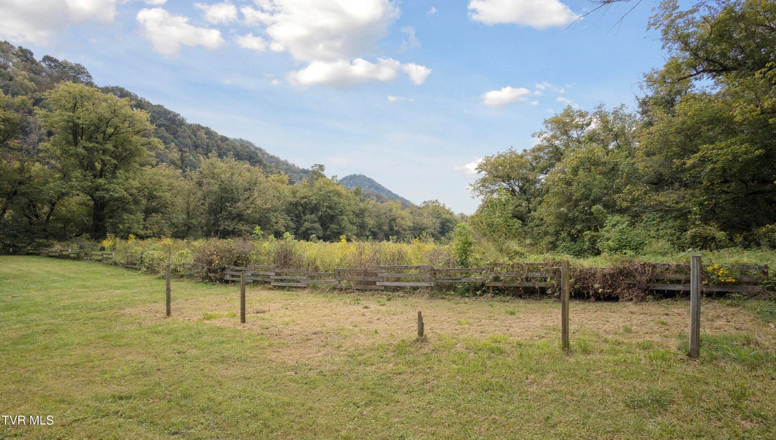 Photo #28: 630 Artrip Road