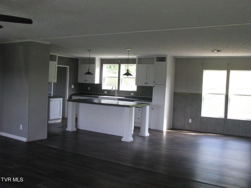 Photo #4: 154 Rock Ridge Way