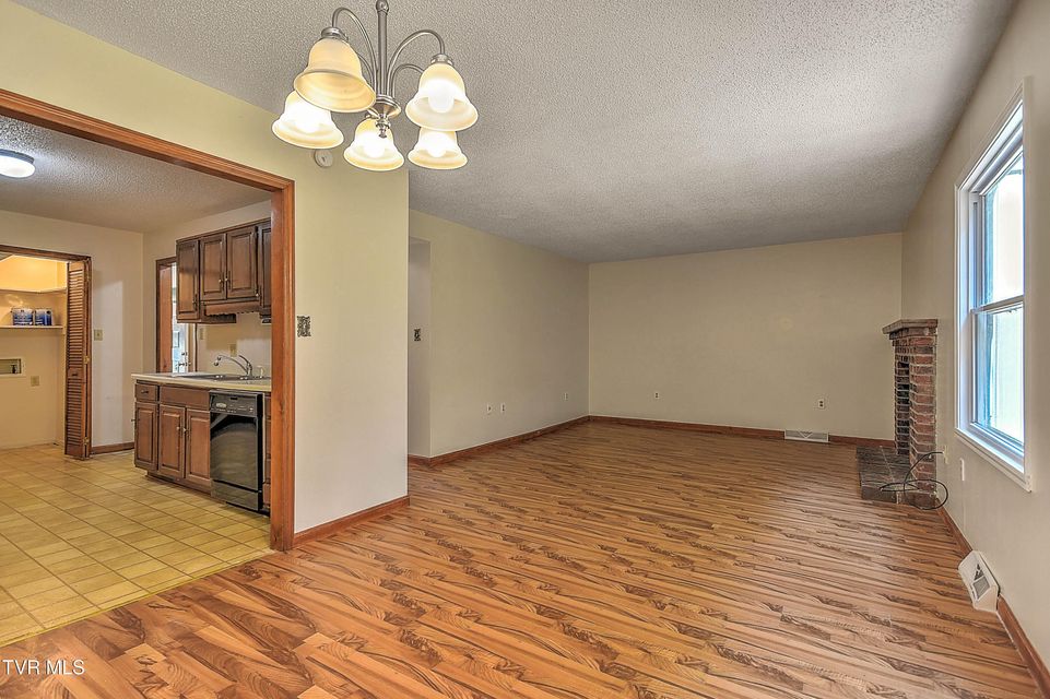 Photo #34: 1177 Pebble Drive