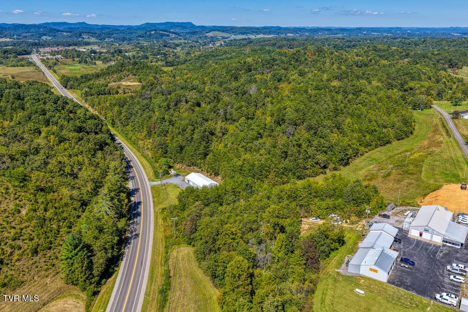 Photo #17: 2550 Highway 66 