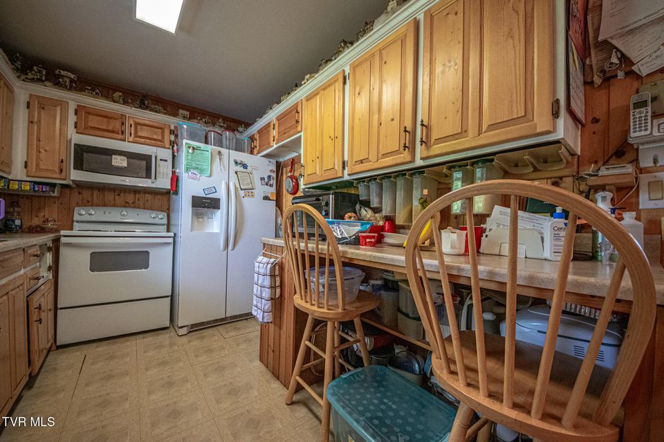 Photo #10: 3713 Bluefield Drive