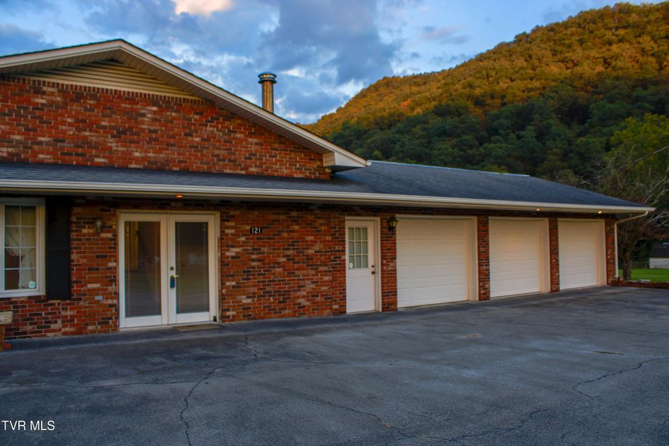 Photo #7: 121 Hope Drive