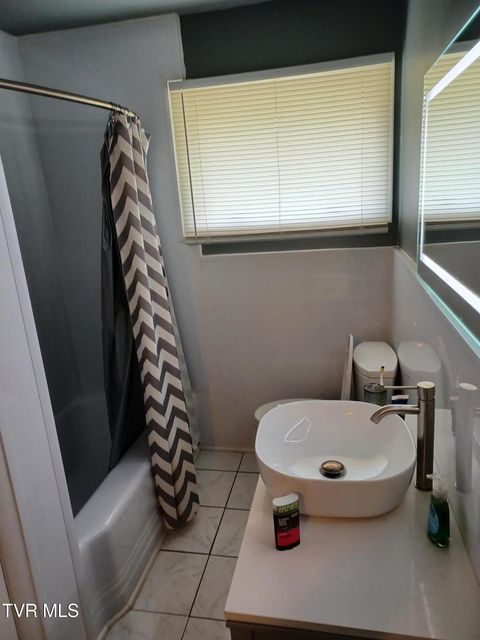 Photo #10: 120 Sylvan Drive