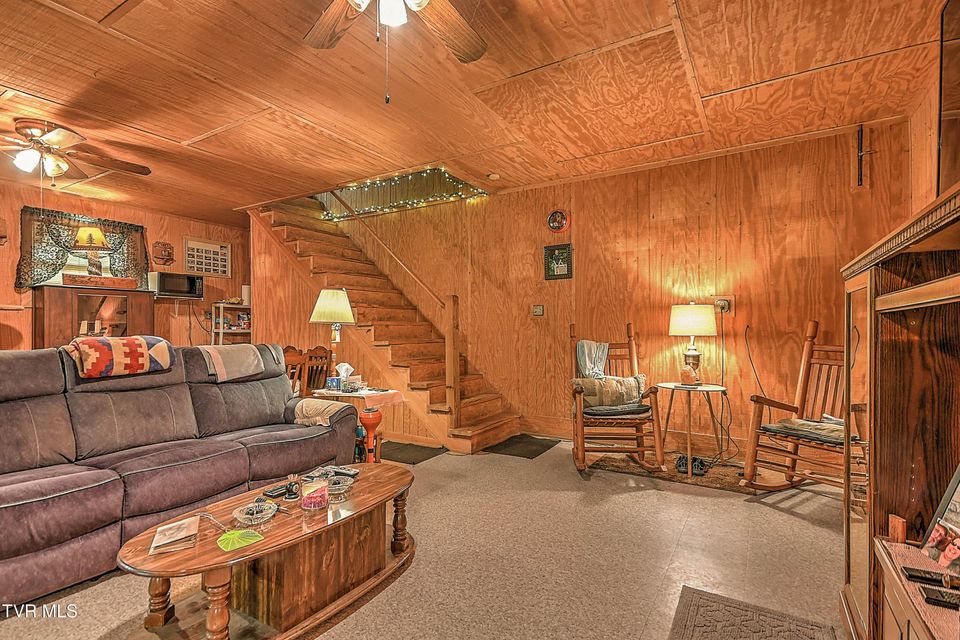 Photo #31: 133 Paynetown Road