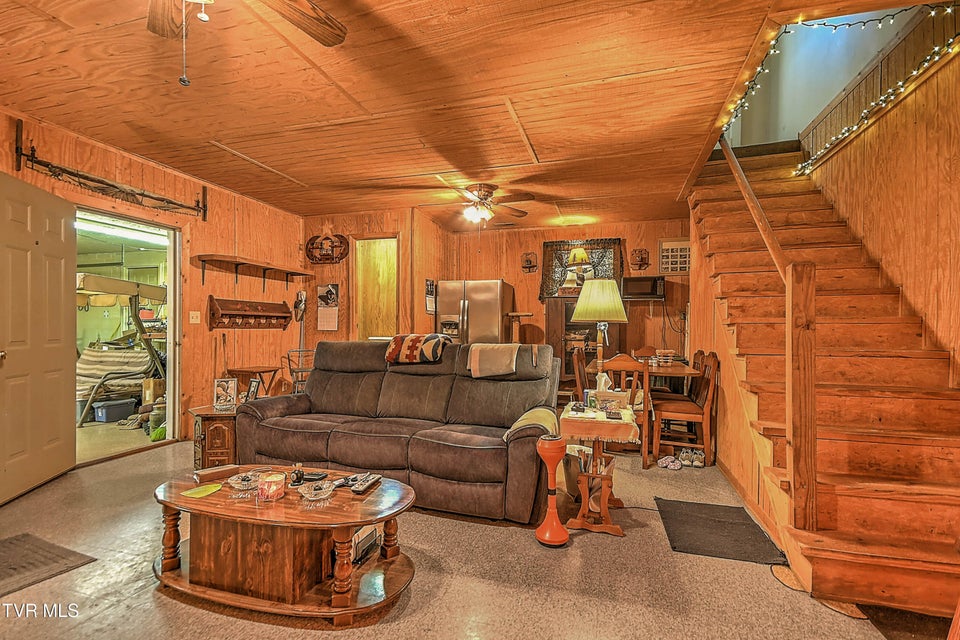 Photo #33: 133 Paynetown Road
