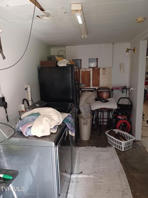 Photo #14: 120 Sylvan Drive