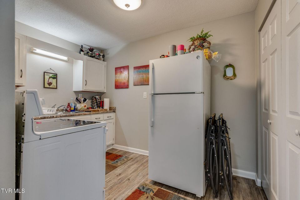 Photo #23: 115 Townview Estates Drive