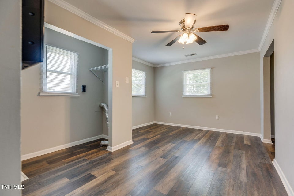 Photo #36: 115 Townview Estates Drive
