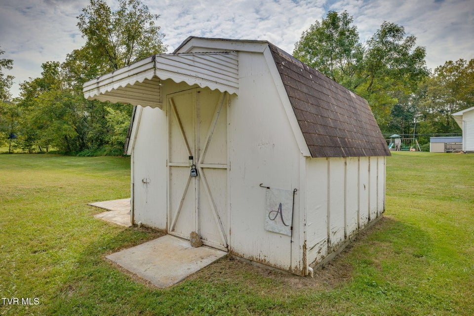 Photo #30: 660 Way Cross Road