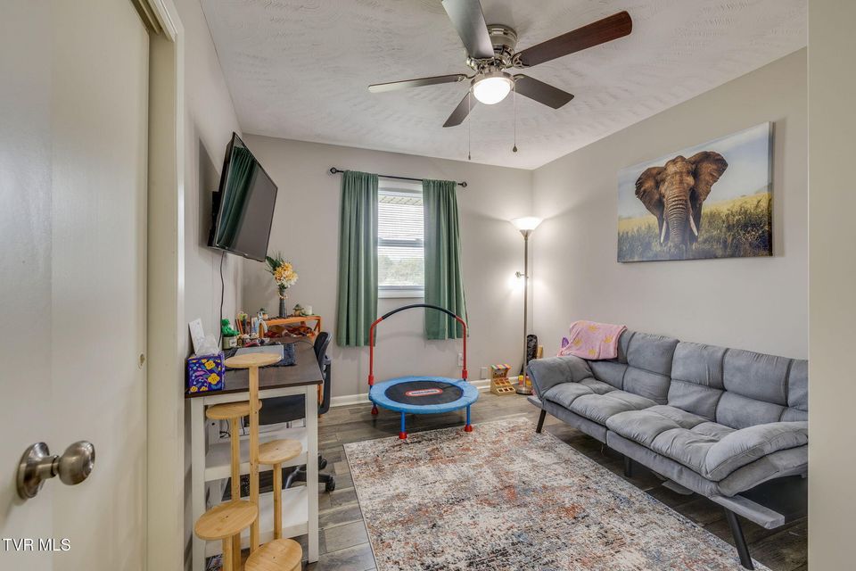 Photo #24: 660 Way Cross Road