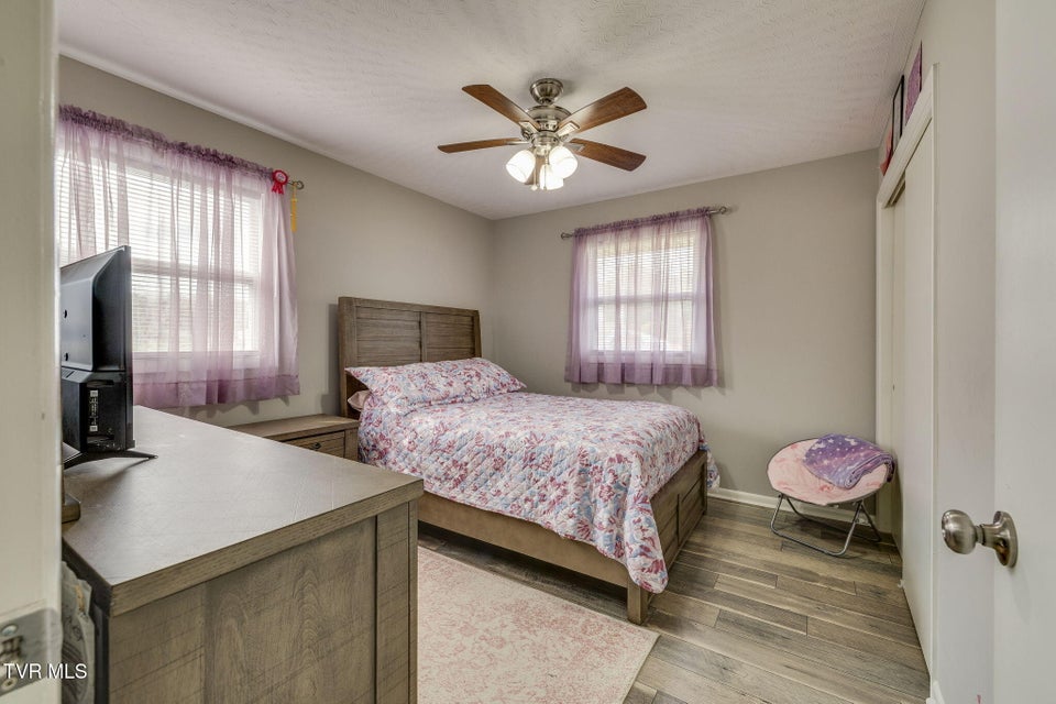 Photo #21: 660 Way Cross Road