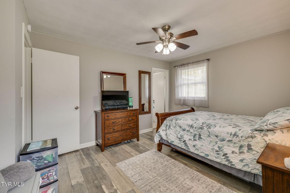 Photo #19: 660 Way Cross Road