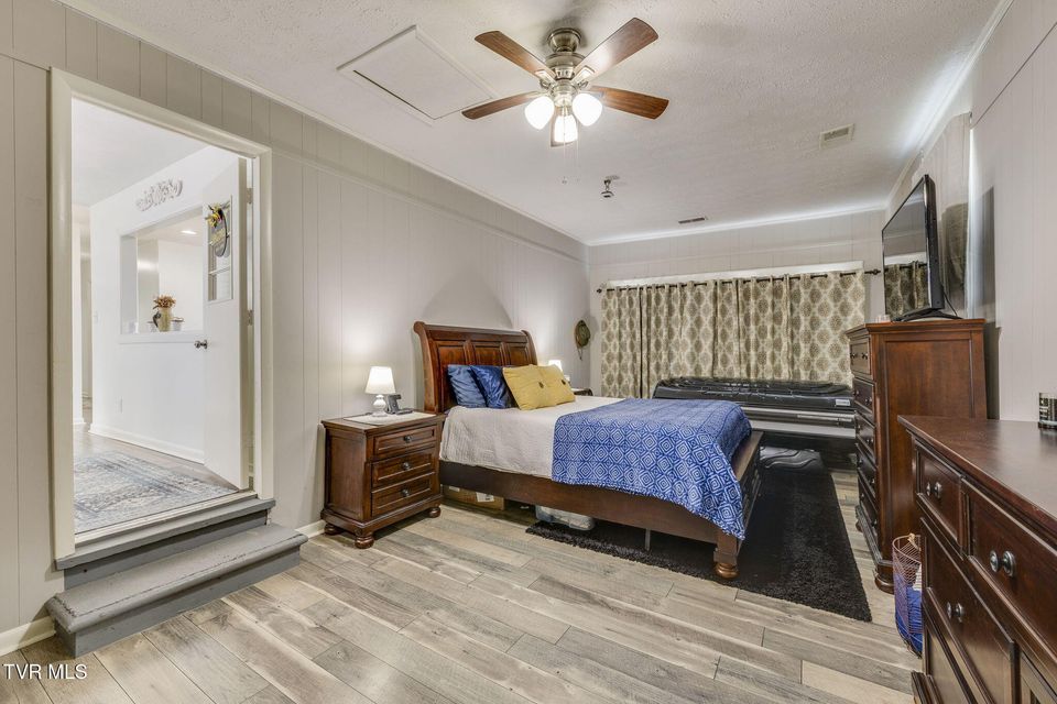 Photo #13: 660 Way Cross Road