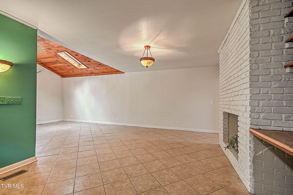 Photo #14: 513 Woodmere Drive
