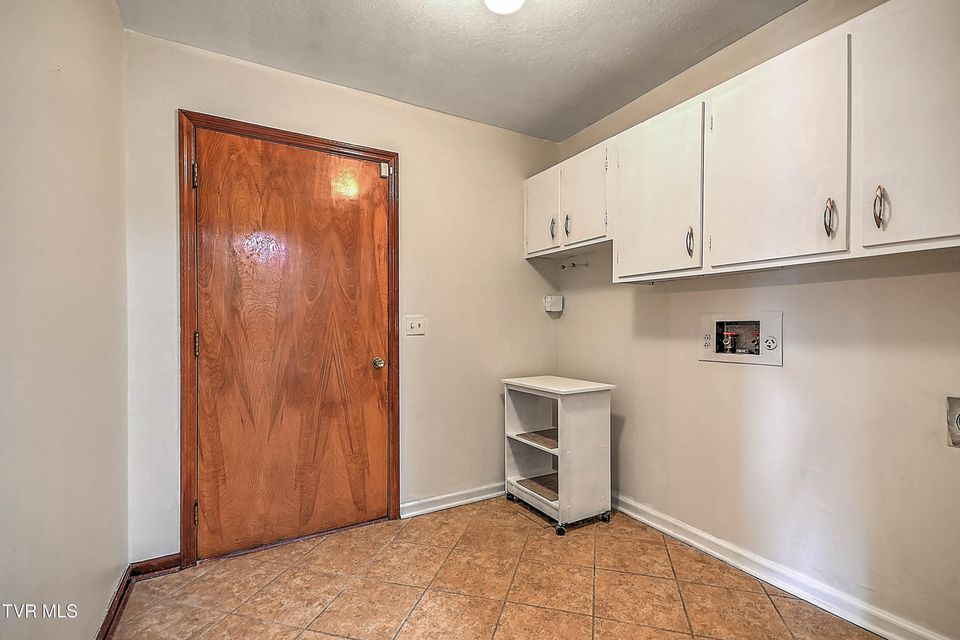 Photo #21: 513 Woodmere Drive