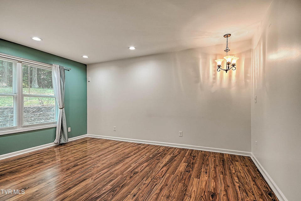 Photo #23: 513 Woodmere Drive