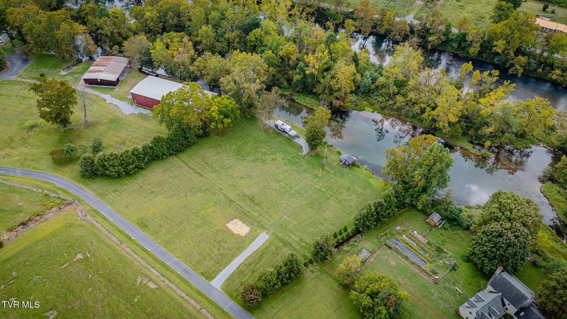 Photo #4: 398 River Island Lane