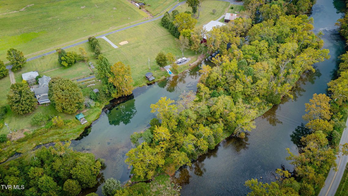 Photo #5: 398 River Island Lane