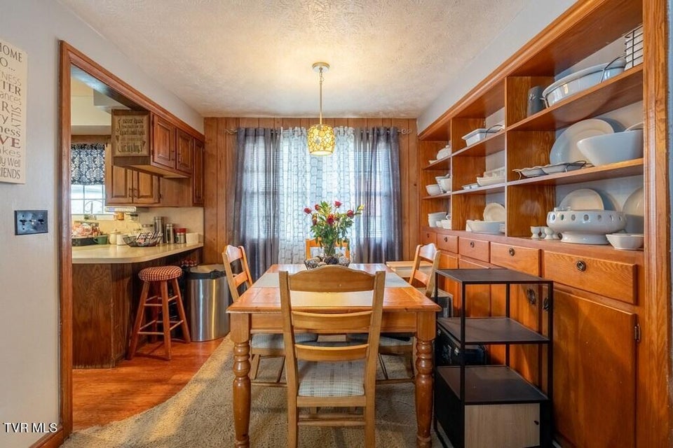 Photo #3: 1530 Woodland Avenue