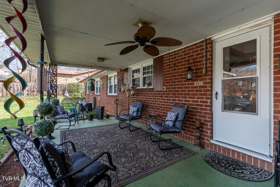 Photo #11: 1530 Woodland Avenue