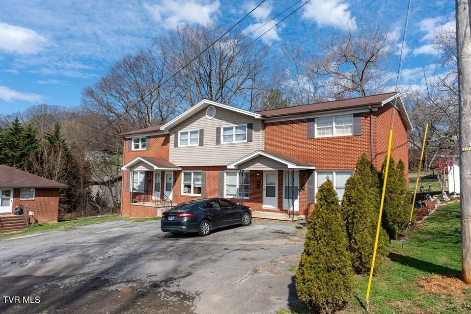 Photo #13: 1530 Woodland Avenue
