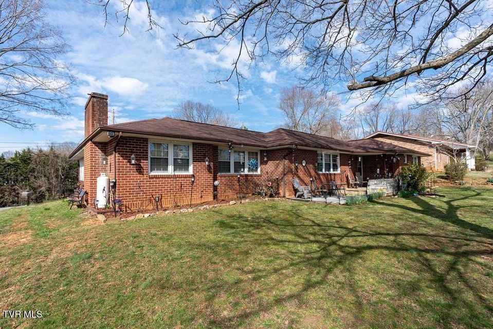 Photo #14: 1530 Woodland Avenue
