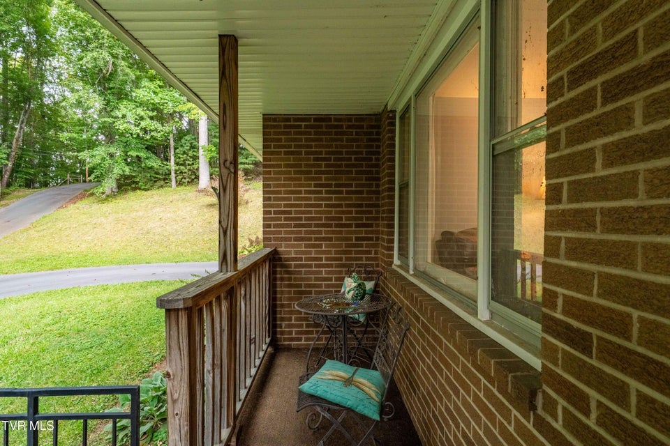 Photo #7: 118 Mountain View Circle