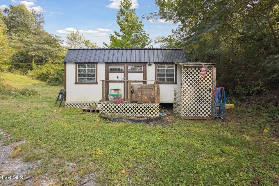 Photo #6: 5020 Kingsport Highway
