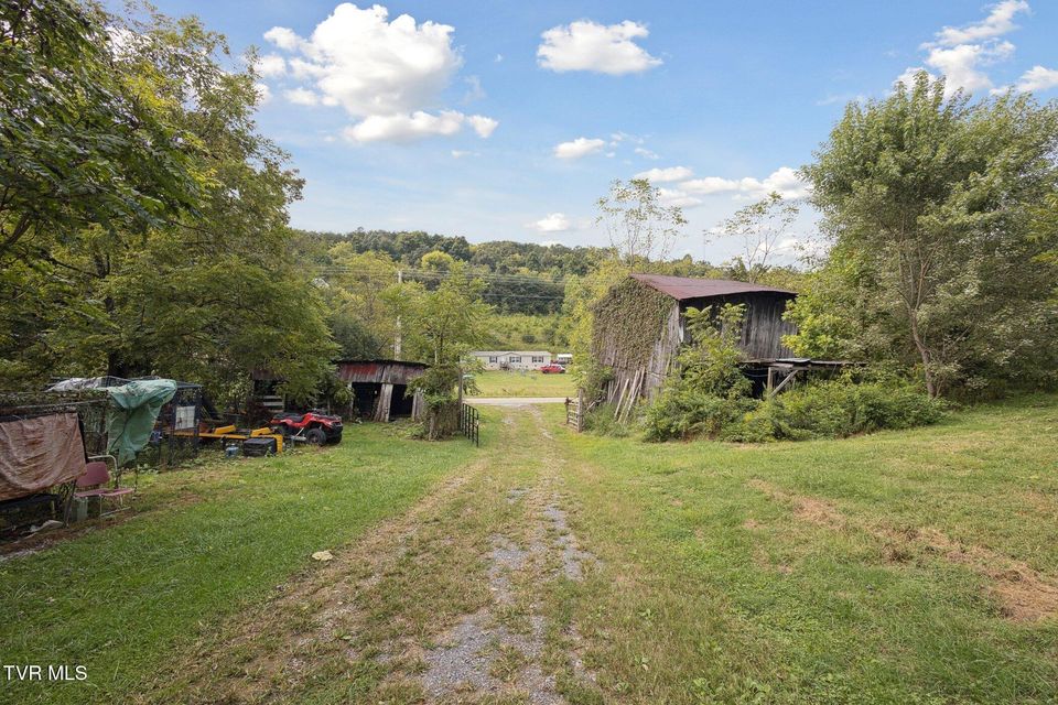 Photo #8: 5020 Kingsport Highway