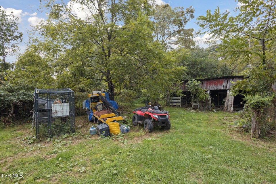 Photo #9: 5020 Kingsport Highway