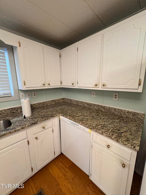 Photo #26: 101 Spar Mill Road