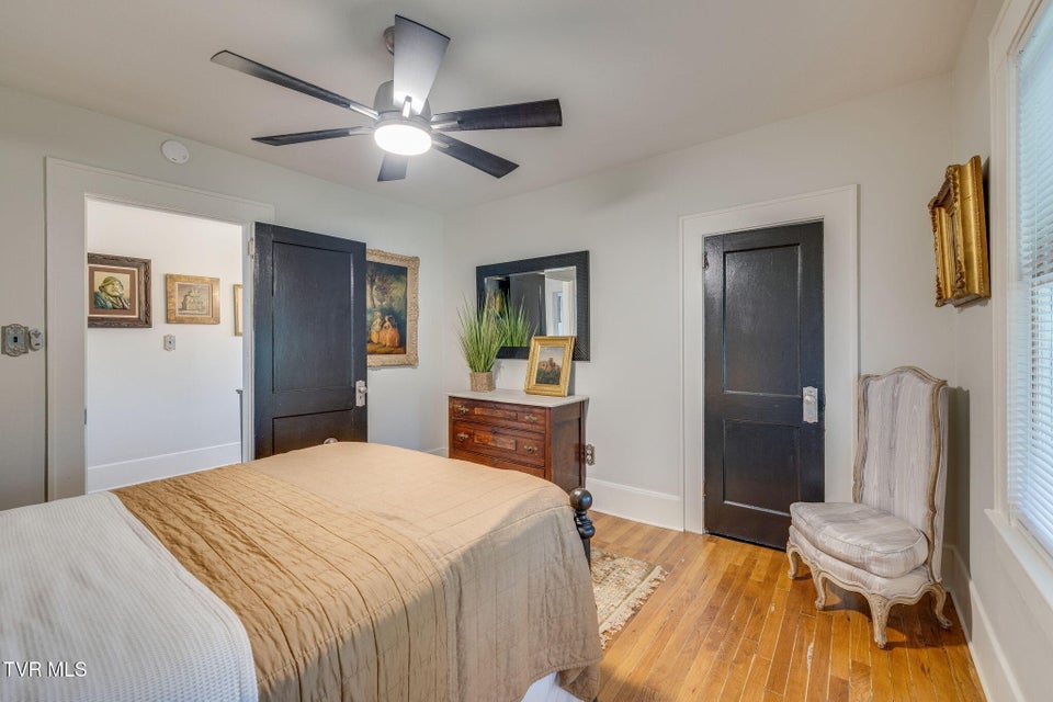 Photo #25: 604 Bravo Street