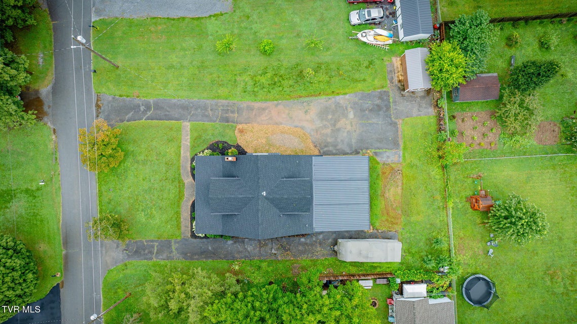 Photo #44: 604 Bravo Street