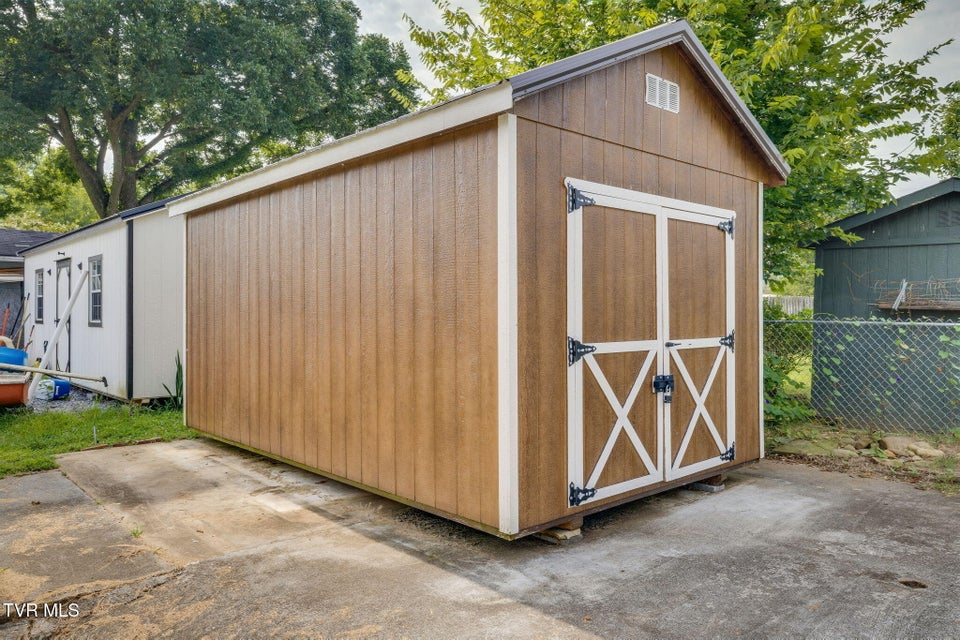 Photo #51: 604 Bravo Street