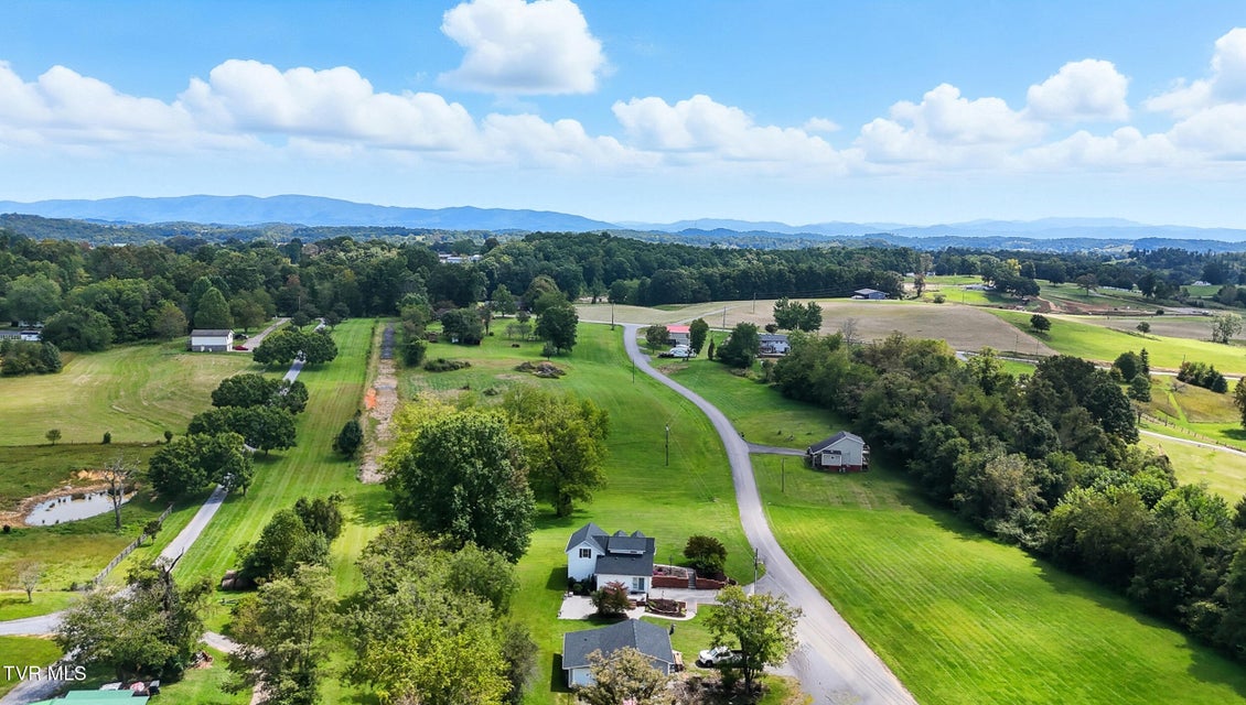 Photo #44: 550 Country View Private Drive 