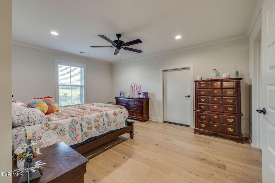 Photo #38: 141 Laurel Ridge Drive