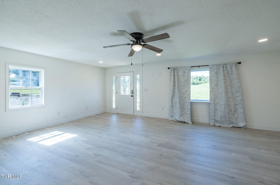 Photo #5: 405 Sam Aiken Road