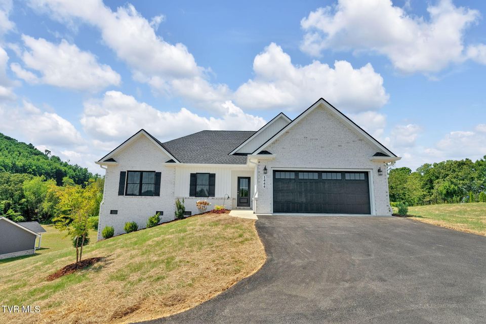 Photo #2: 560 Catalina Court