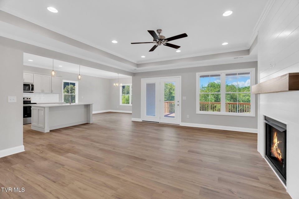 Photo #3: 560 Catalina Court