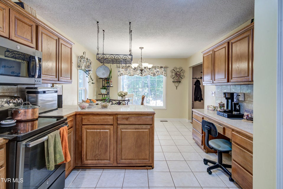 Photo #10: 144 Blue Bird Drive