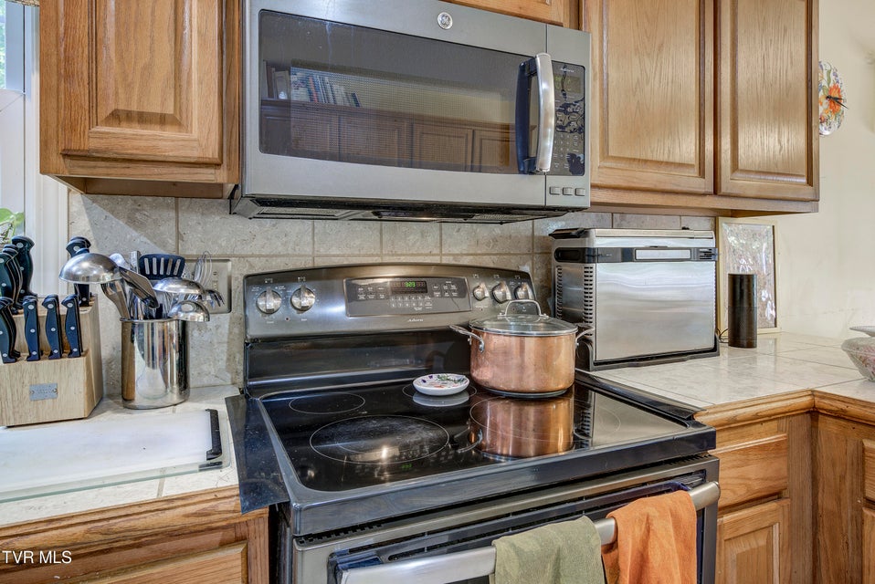 Photo #14: 144 Blue Bird Drive