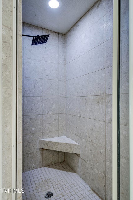 Photo #28: 144 Blue Bird Drive