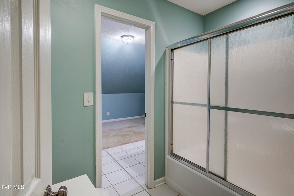 Photo #35: 144 Blue Bird Drive