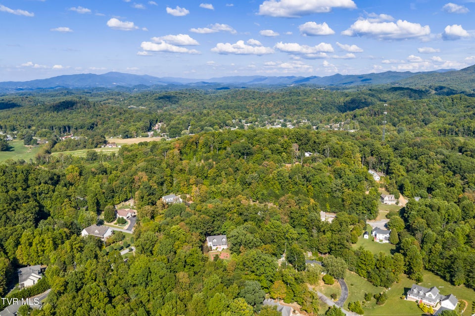 Photo #75: 144 Blue Bird Drive