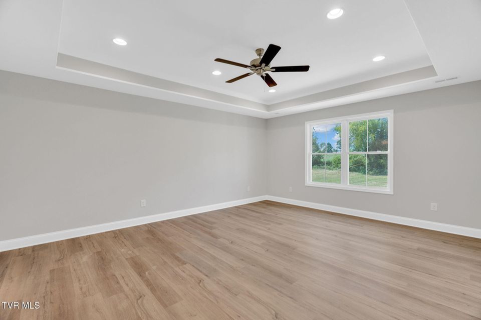 Photo #10: 568 Catalina Court