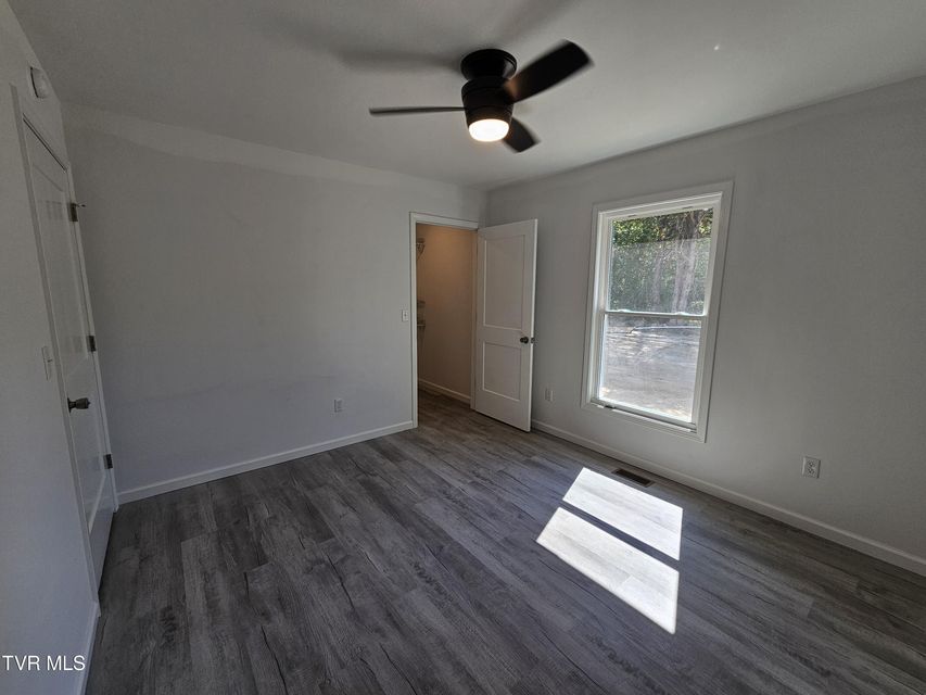 Photo #17: 204 Meadowview Road