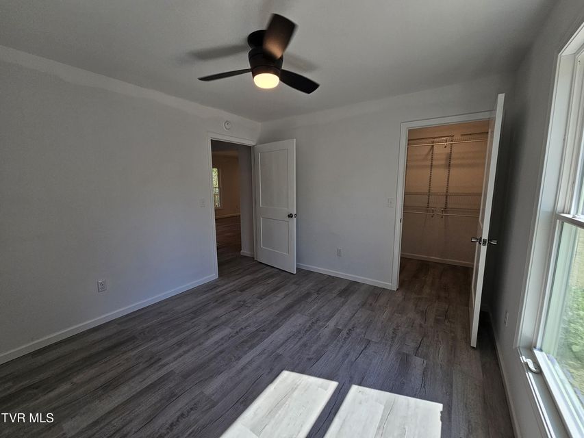 Photo #19: 204 Meadowview Road
